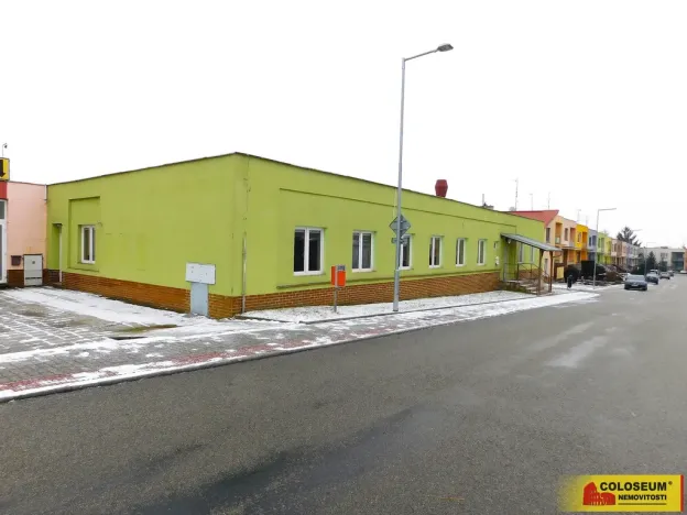 Prodej restaurace, Dobšice, 950 m2