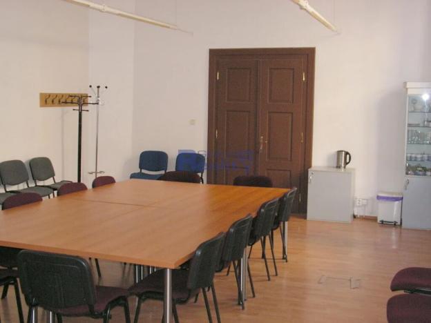 Pronájem kanceláře, Hradec Králové, Velké náměstí, 17 m2