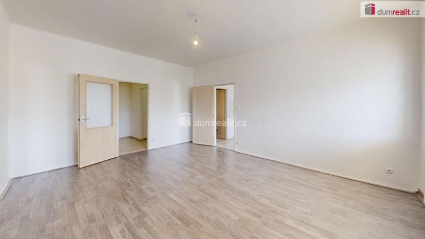 Pronájem bytu 2+1, Opava - Město, Dolní náměstí, 76 m2