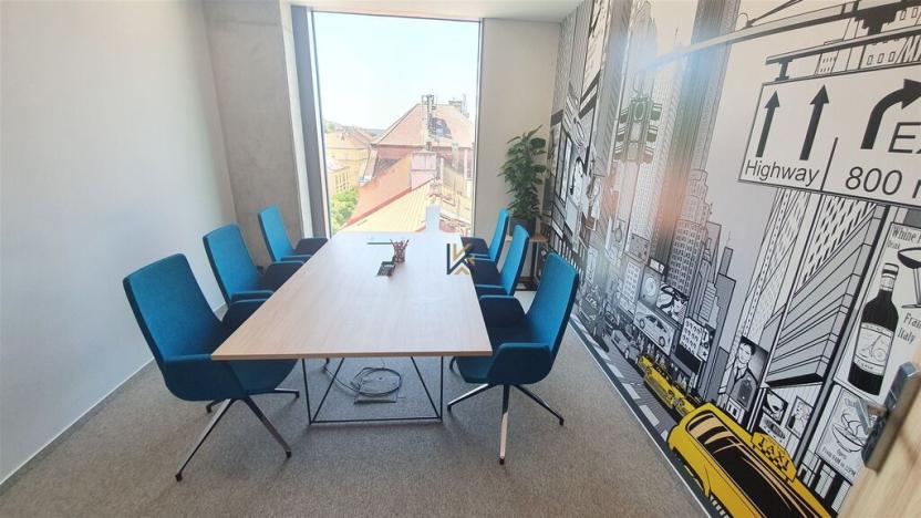 Pronájem kanceláře, Praha - Karlín, Pernerova, 80 m2