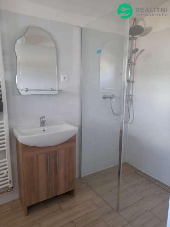 Prodej rodinného domu, Hrušovany nad Jevišovkou, Drnholecká, 160 m2