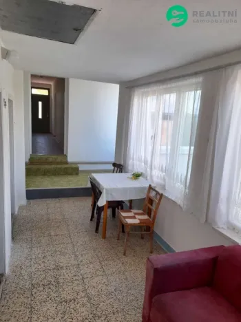 Prodej rodinného domu, Hrušovany nad Jevišovkou, Drnholecká, 160 m2
