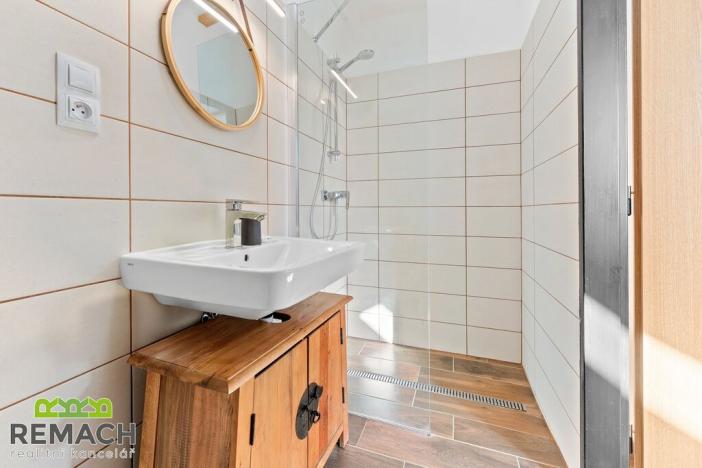 Prodej apartmánu, Buchlovice, K Buchlovu, 320 m2