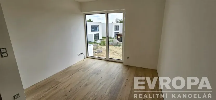 Prodej rodinného domu, Sezemice, Družstevní, 121 m2