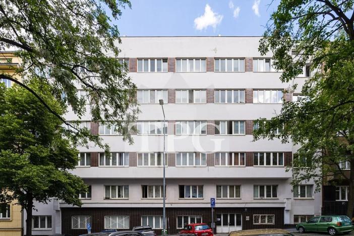 Pronájem bytu 1+1, Praha - Žižkov, Baranova, 35 m2