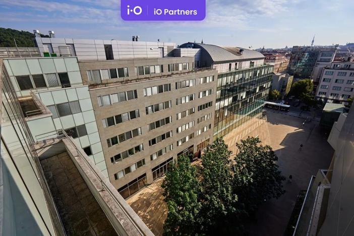 Pronájem kanceláře, Praha - Smíchov, Plzeňská, 1121 m2