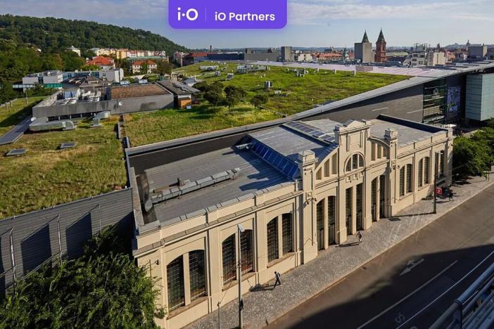 Pronájem kanceláře, Praha - Smíchov, Plzeňská, 1121 m2