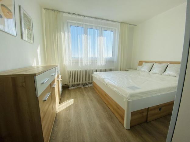 Pronájem bytu 4+1, České Budějovice - České Budějovice 6, Na Nábřeží, 84 m2