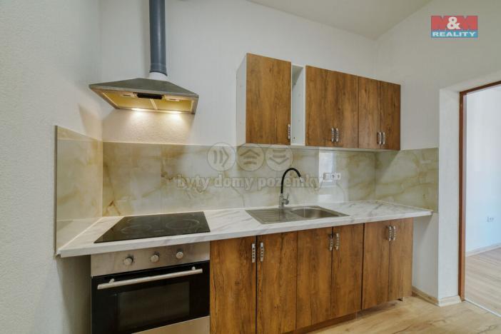 Pronájem bytu 2+1, Mariánské Lázně, Husova, 27 m2