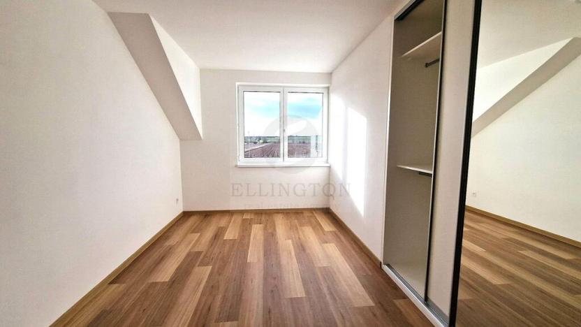 Prodej bytu 4+kk, Přerov nad Labem, 125 m2