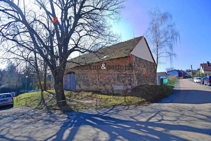 Prodej pozemku pro bydlení, Roztoky, Husova, 2084 m2