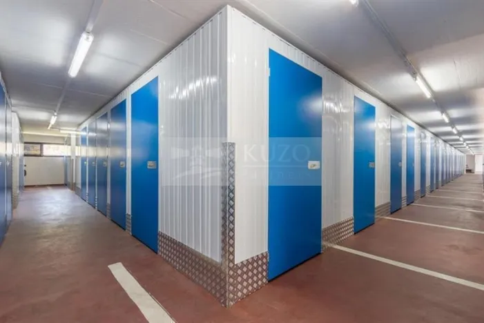 Pronájem skladu, Praha - Vysočany, Pešlova, 7 m2