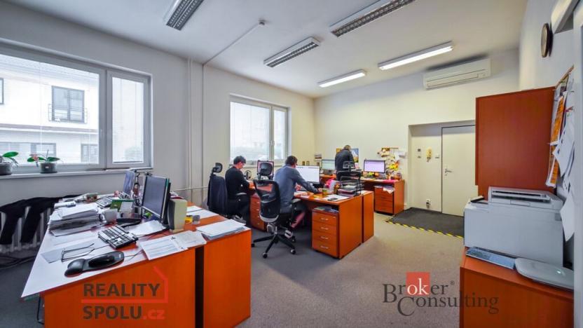 Prodej obchodního prostoru, Pardubice - Zelené Předměstí, V Ráji, 740 m2