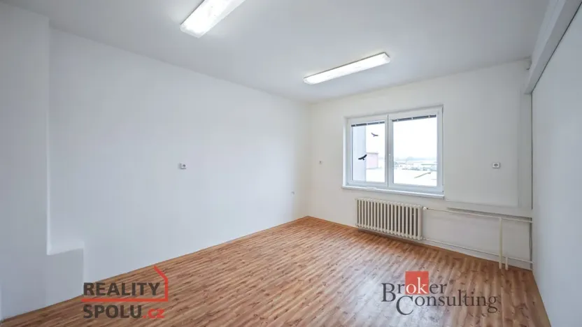 Prodej obchodního prostoru, Pardubice - Zelené Předměstí, V Ráji, 740 m2