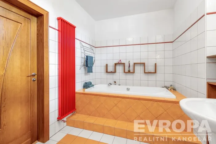 Prodej rodinného domu, Nové Město na Moravě, Malá, 375 m2