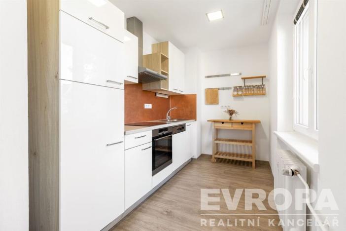 Prodej bytu 2+kk, Nové Město na Moravě, Drobného, 52 m2