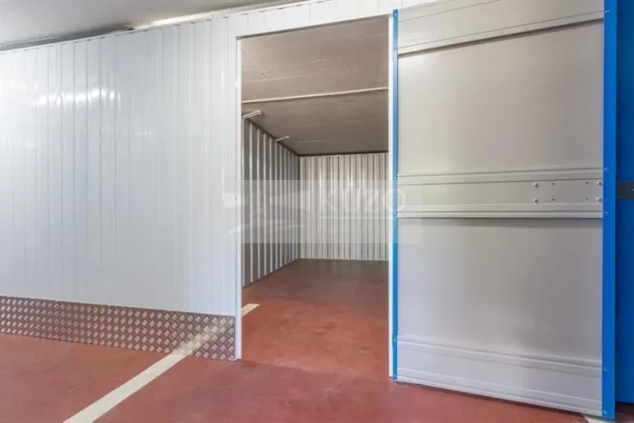 Pronájem skladu, Praha - Vysočany, Pešlova, 1 m2