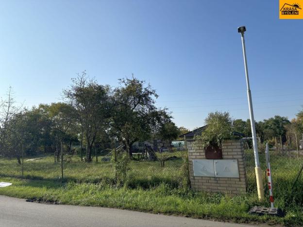 Prodej pozemku pro bydlení, Tišice - Kozly, 1094 m2