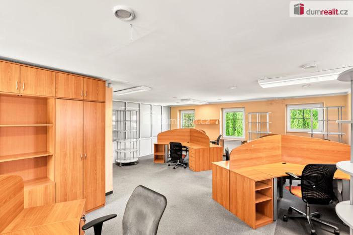 Pronájem kanceláře, Karlovy Vary, Libušina, 206 m2