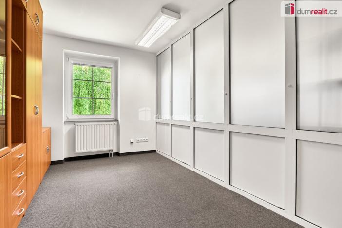 Pronájem kanceláře, Karlovy Vary, Libušina, 206 m2