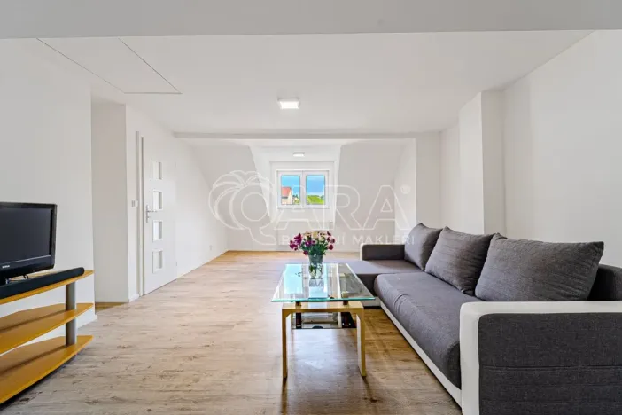 Prodej rodinného domu, Kladno - Švermov, Rašínova, 194 m2