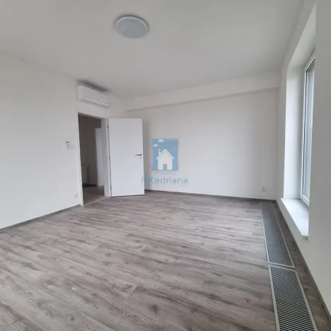 Pronájem bytu 2+kk, Plzeň, Železniční, 83 m2
