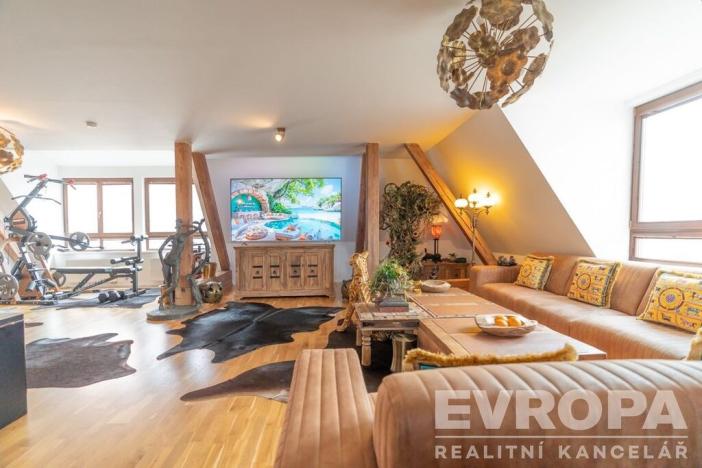 Prodej bytu 4+kk, Liberec - Liberec I-Staré Město, Masarykova, 164 m2