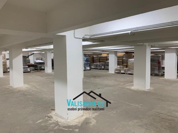 Pronájem skladu, Kroměříž, Stoličkova, 340 m2