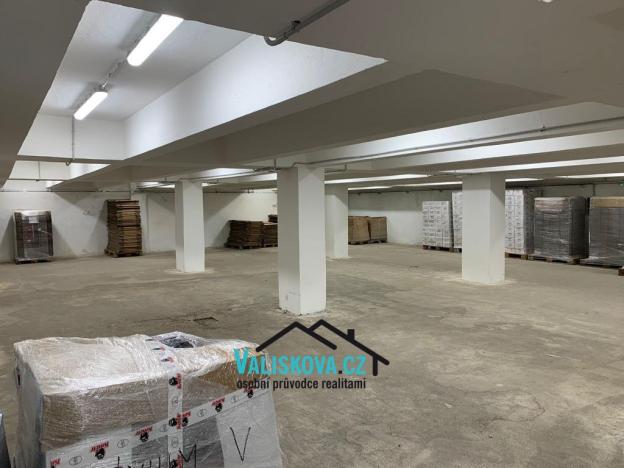 Pronájem skladu, Kroměříž, Stoličkova, 340 m2