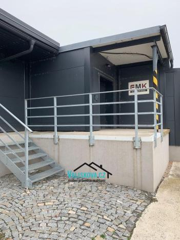 Pronájem skladu, Kroměříž, Stoličkova, 340 m2