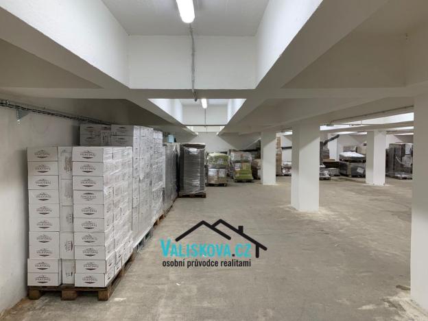 Pronájem skladu, Kroměříž, Stoličkova, 340 m2