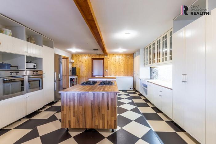 Prodej rodinného domu, Rataje nad Sázavou, 264 m2