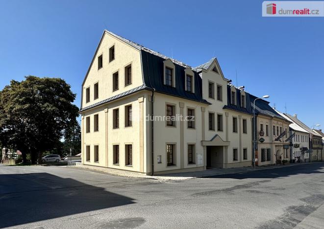 Prodej bytu 1+kk, Horní Blatná, náměstí Sv. Vavřince, 31 m2