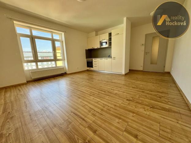 Prodej bytu 1+kk, Praha - Libeň, Zenklova, 34 m2