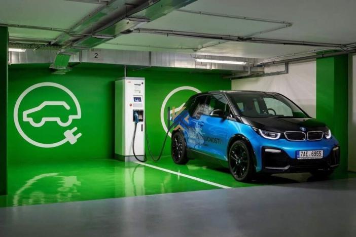 Pronájem kanceláře, Praha - Stodůlky, Bucharova, 184 m2