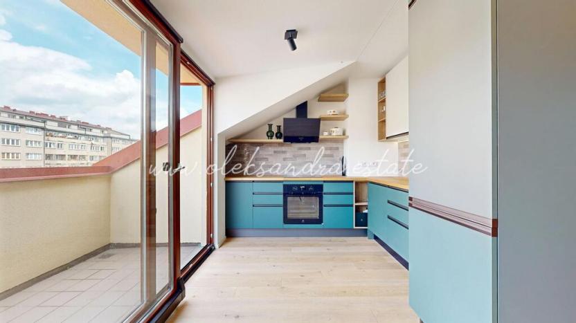 Prodej bytu 3+1, Praha - Vršovice, 28. pluku, 139 m2