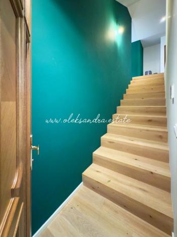 Prodej bytu 3+1, Praha - Vršovice, 28. pluku, 139 m2