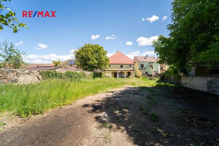 Prodej rodinného domu, Týnec nad Labem, Masarykovo náměstí, 142 m2