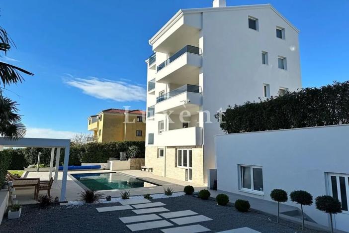 Prodej vily, Split, Chorvatsko, 730 m2