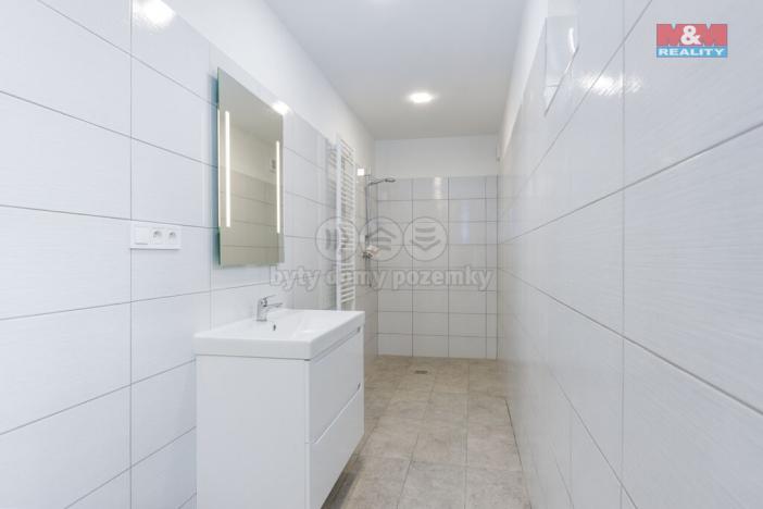 Prodej rodinného domu, Hrabyně, 188 m2