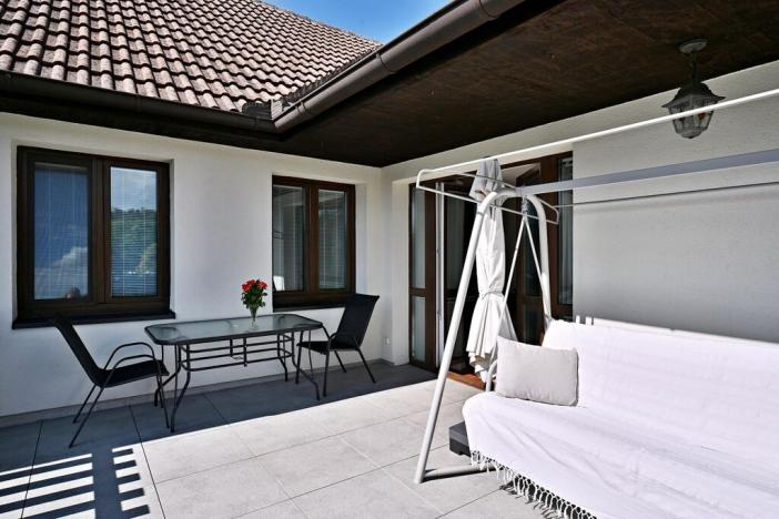 Prodej rodinného domu, Vyžlovka, Na Poštolce, 180 m2