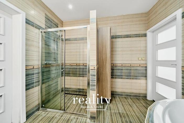 Prodej bytu 4+1, Znojmo, Alšova, 142 m2