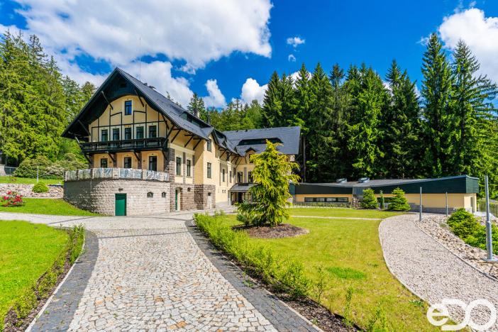 Pronájem ubytování, Jablonec nad Nisou, U Lesního divadla, 2930 m2