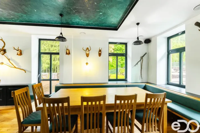 Pronájem ubytování, Jablonec nad Nisou, U Lesního divadla, 2930 m2