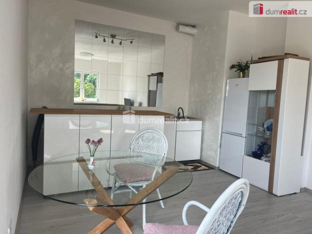 Prodej bytu 2+kk, Mariánské Lázně, Chebská, 58 m2