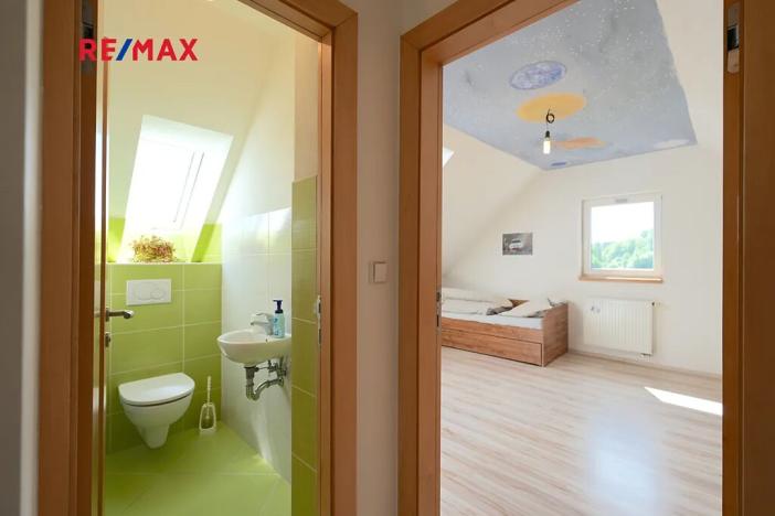 Prodej rodinného domu, Lomnice, 298 m2