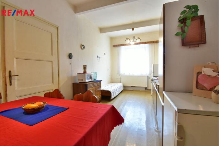 Prodej bytu 2+1, Úpice, náměstí T. G. Masaryka, 48 m2