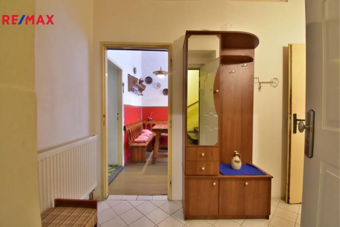 Prodej bytu 2+1, Úpice, náměstí T. G. Masaryka, 48 m2