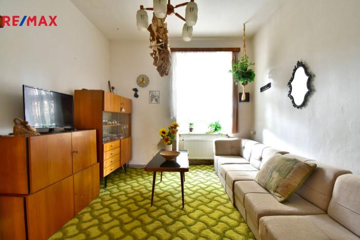 Prodej bytu 2+1, Úpice, náměstí T. G. Masaryka, 48 m2