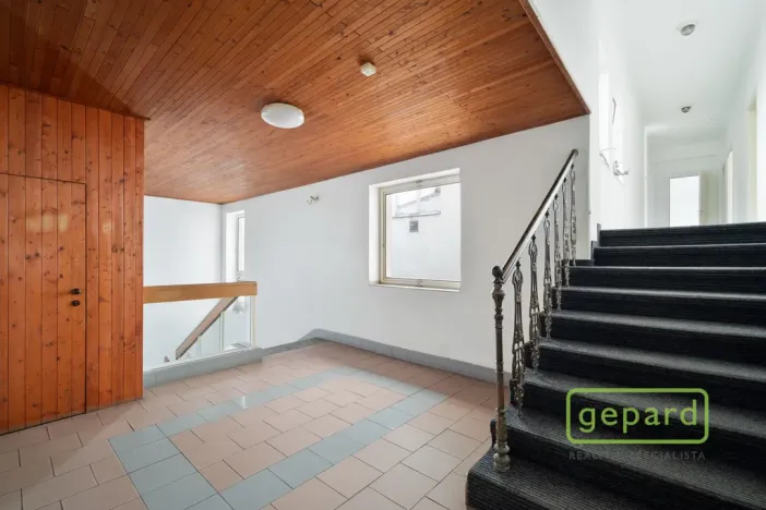 Pronájem kanceláře, Jičín - Valdické Předměstí, Husova, 24 m2